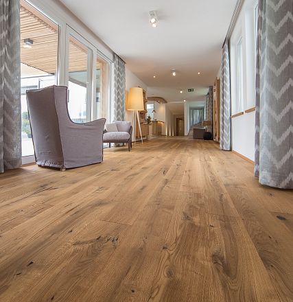 akzent-eiche-rustikal-geb-natur-geoelt-04-1