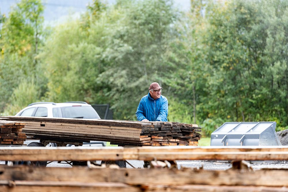 grittlmuehle-brixentalerstrasse-17-brixen-10-2025-holzhandel-16