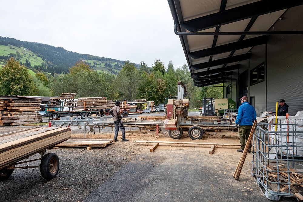 grittlmuehle-brixentalerstrasse-17-brixen-10-2025-holzhandel-22