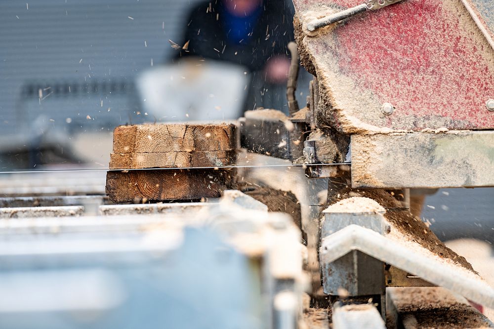 grittlmuehle-brixentalerstrasse-17-brixen-10-2025-holzhandel-7